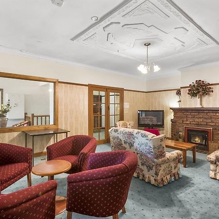 Mountain Grand Guest House Halls Gap Exterior photo
